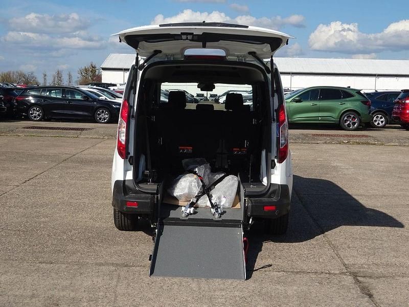 Neu Ford Transit Connect Trend 101 PS (74 kW) 2025 Weiß Van / Kleinbus
