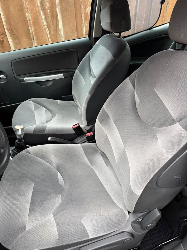 Gebraucht Citroën C2 59 PS (43 kW) 2005 Grün Kleinwagen