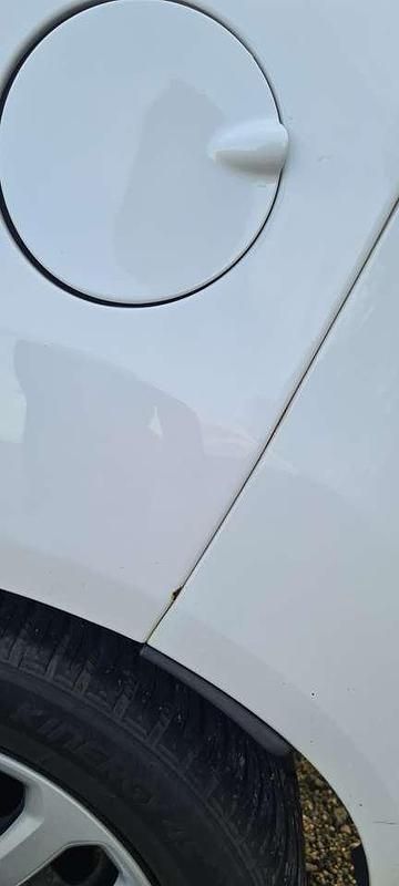 Gebraucht Ford Fiesta Trend 80 PS (58 kW) 2017 Weiß Limousine