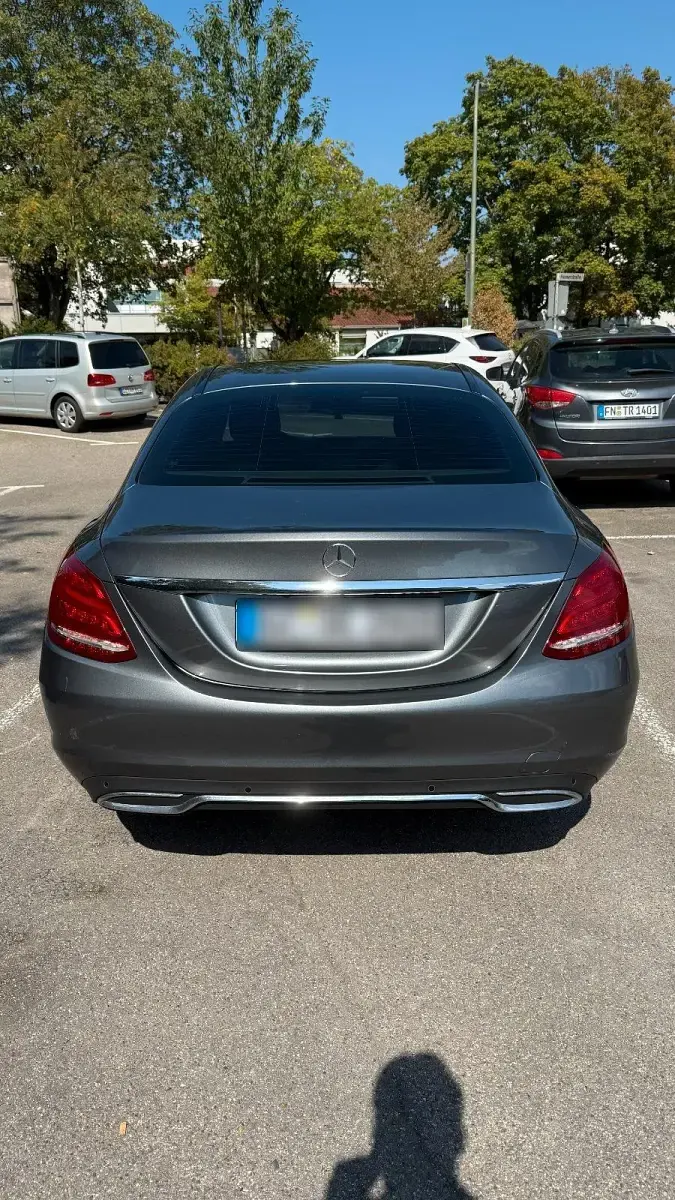 Gebraucht Mercedes C180 160 PS (117 kW) 2016 Silber Limousine