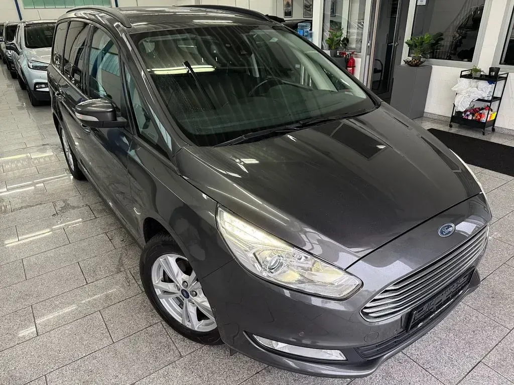 Usata Ford Galaxy 326 CV (239 kW) 2018 Grigio Monovolume