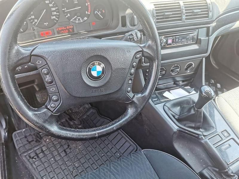 Gebraucht BMW 520 136 PS (100 kW) 2001 Kombi