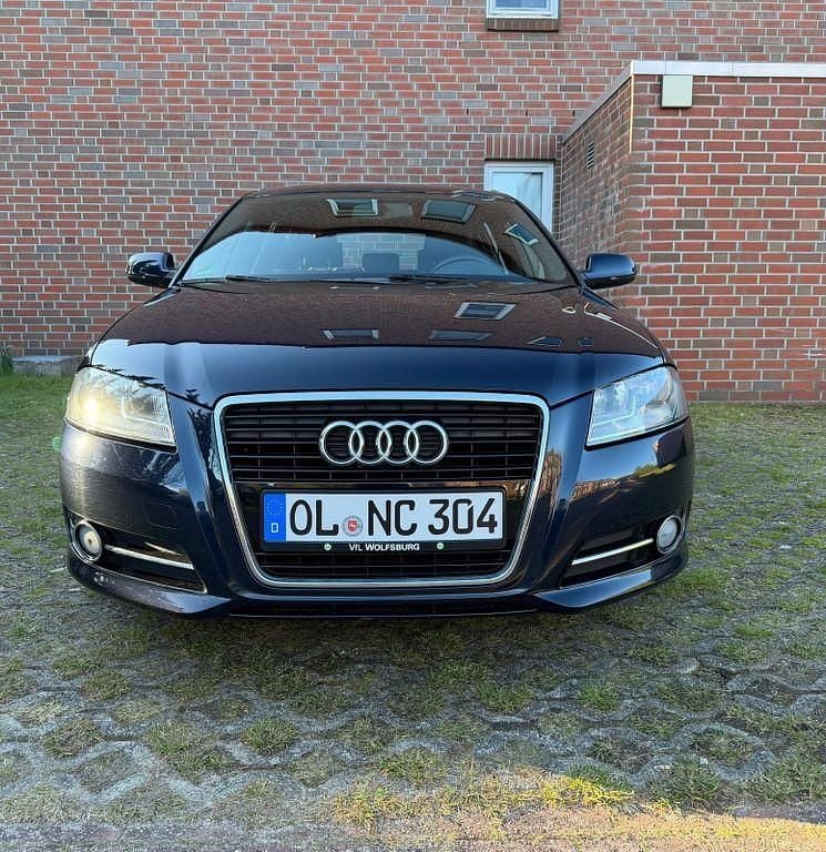 Gebraucht Audi A3 S-Line 105 PS (77 kW) 2011 Blau Kleinwagen