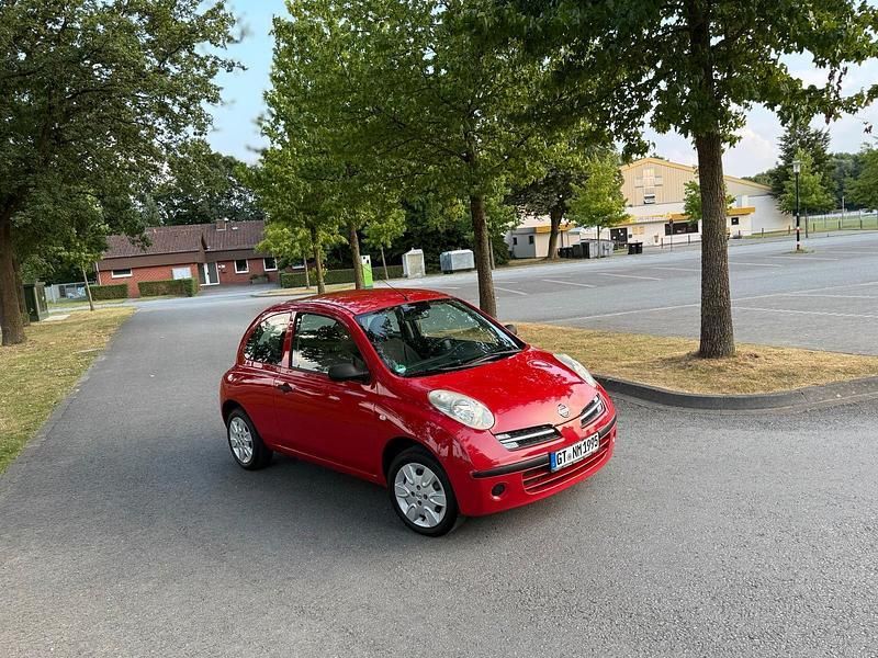 Rot Gebraucht 2006 Nissan Micra Kleinwagen | 1.800 € (Etwas zu teuer) - Bild 1/4