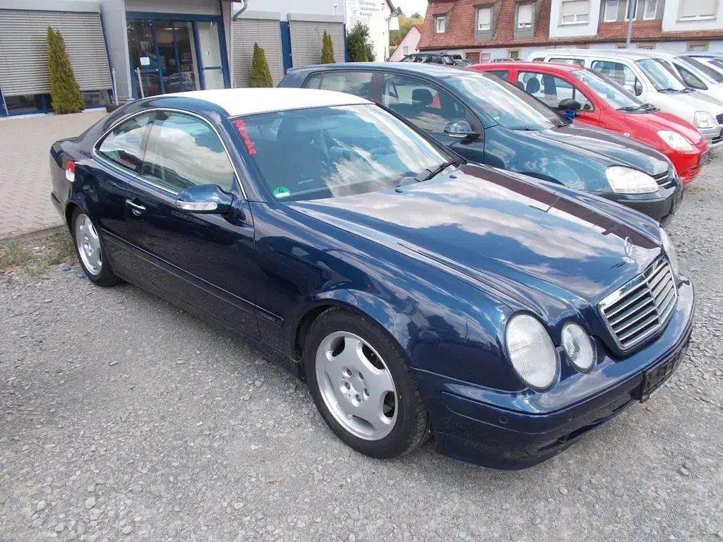 Gebraucht Mercedes CLK320 Elegance 218 PS (160 kW) 2000 Blau Coupé