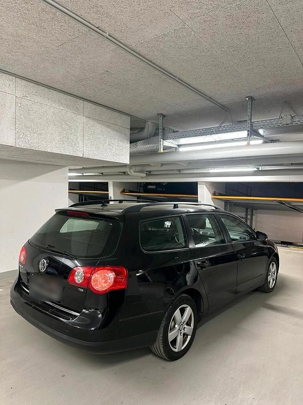 Gebraucht VW Passat 105 PS (77 kW) 2006 Schwarz Kombi