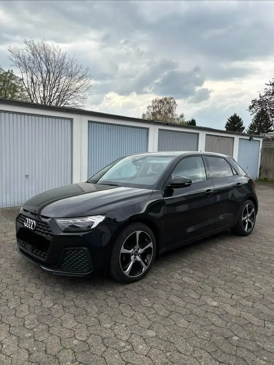 Gebraucht Audi A1 95 PS (69 kW) 2021 Schwarz SUV