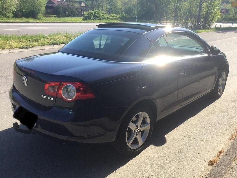 Usata VW Eos 140 CV (102 kW) 2007 Blu Cabrio