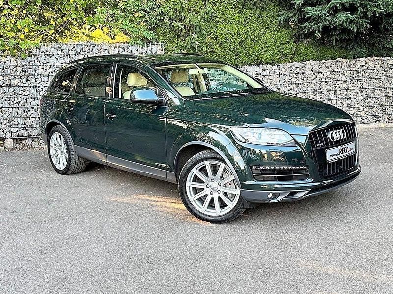 Grün Gebraucht 2015 Audi Q7 Exclusive SUV | 89.250 € - Bild 1/4