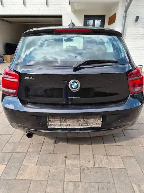 Gebraucht BMW 114 102 PS (75 kW) 2013 Schwarz Kleinwagen