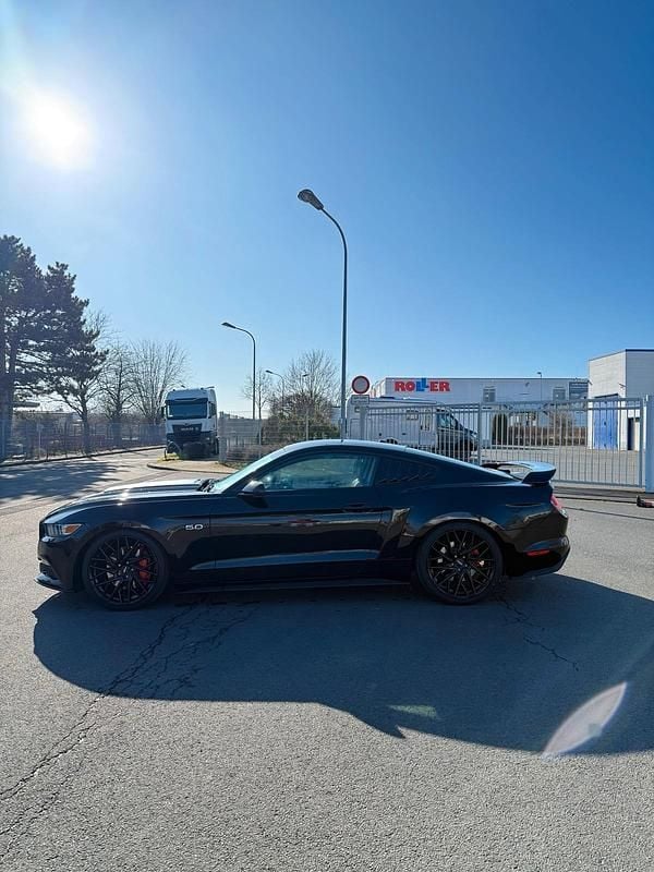 Gebraucht Ford Mustang GT 445 PS (327 kW) 2015 Schwarz Coupé