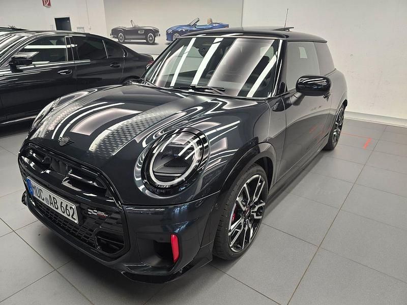 Gebraucht Mini John Cooper Works 231 PS (169 kW) 2025 Grau Kleinwagen