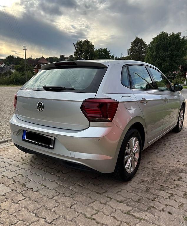 Gebraucht VW Polo Highline 116 PS (85 kW) 2019 Silber Kleinwagen