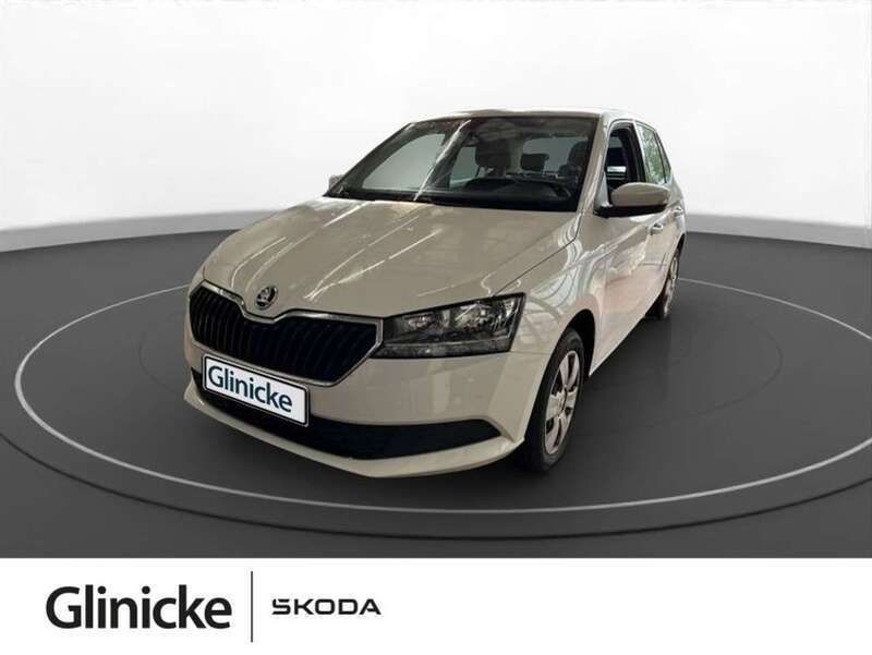 Weiß Gebraucht 2021 Skoda Fabia Cool Plus Kleinwagen | 14.880 € (Guter Preis) - Bild 1/1