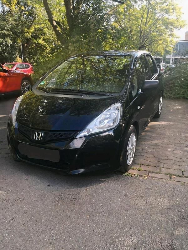 Schwarz Gebraucht 2013 Honda Jazz S Cool Kleinwagen | 5.000 € (Etwas zu teuer) - Bild 1/4