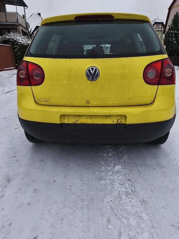 Gebraucht VW Golf 102 PS (75 kW) 2006 Gelb Coupé