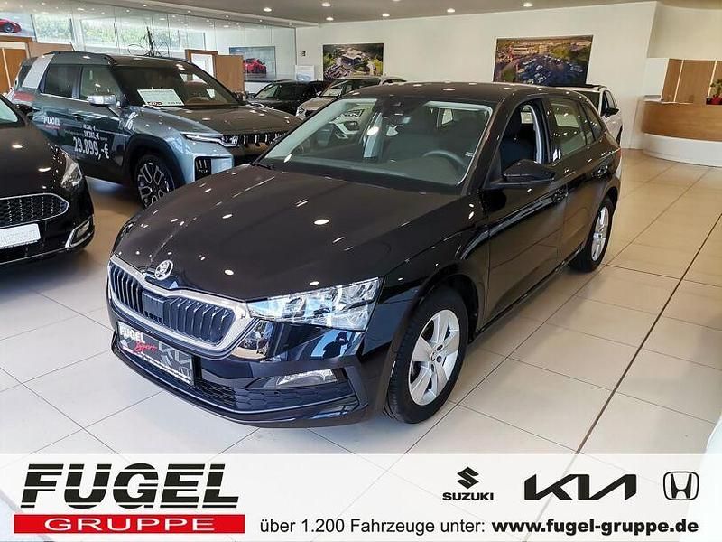 Schwarz Gebraucht 2022 Skoda Scala Cool Plus Kleinwagen | 15.999 € (Guter Preis) - Bild 1/4