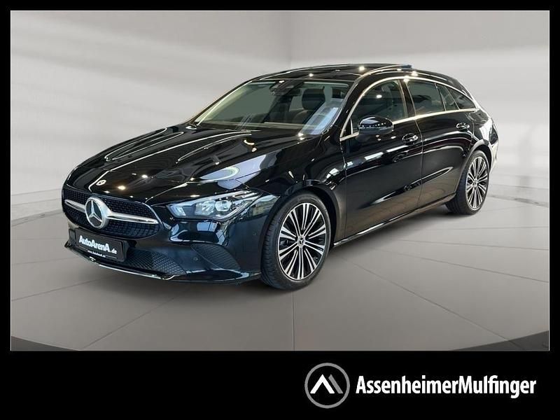 Schwarz Gebraucht 2023 Mercedes CLA200 Shooting Brake Progressive Kombi | 29.987 € (Fairer Preis) - Bild 1/4