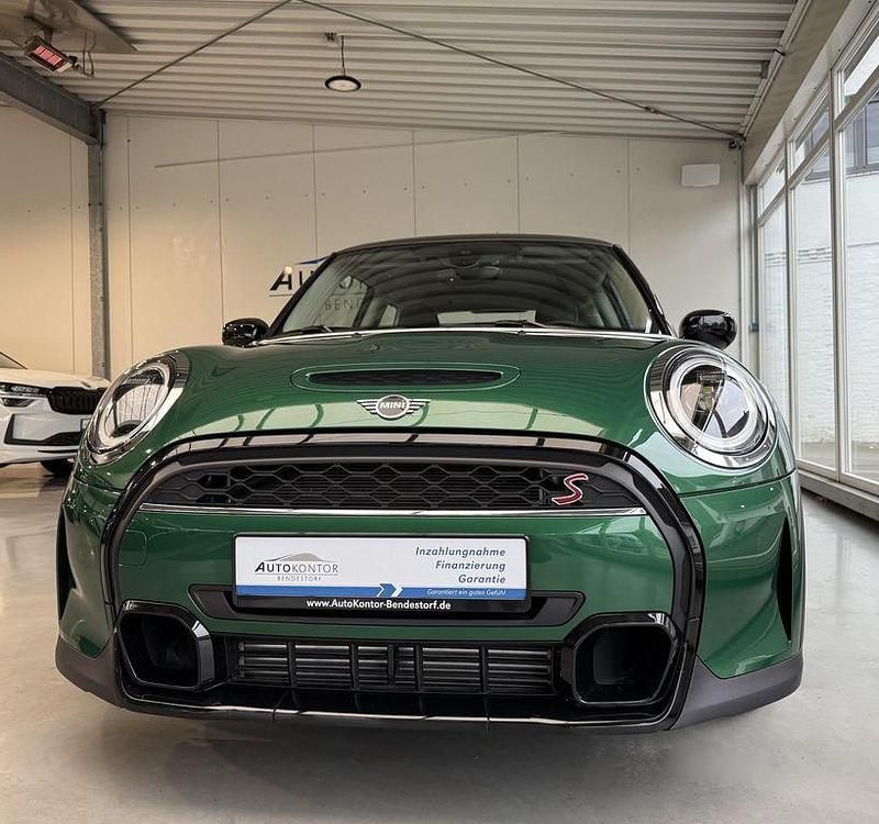 British racing green Gebraucht 2024 Mini Cooper S Sport Kleinwagen | 28.970 € (Fairer Preis) - Bild 1/4