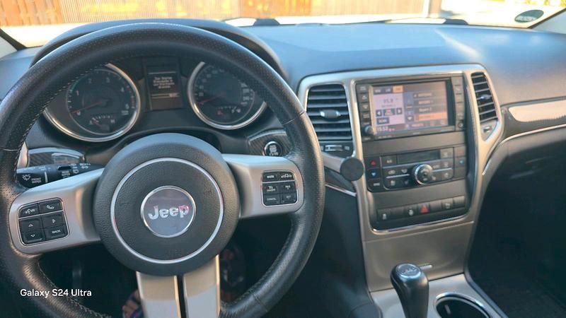 Gebraucht Jeep Grand Cherokee 241 PS (177 kW) 2013 Schwarz SUV