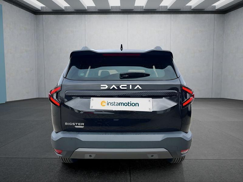 Neu Dacia Bigster 158 PS (116 kW) 2026 Grün SUV
