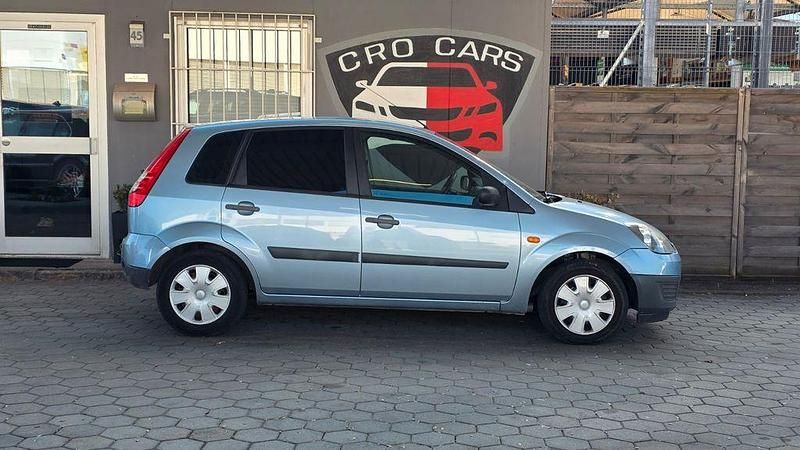 Gebraucht Ford Fiesta Ambiente 60 PS (44 kW) 2006 Tonic Kleinwagen