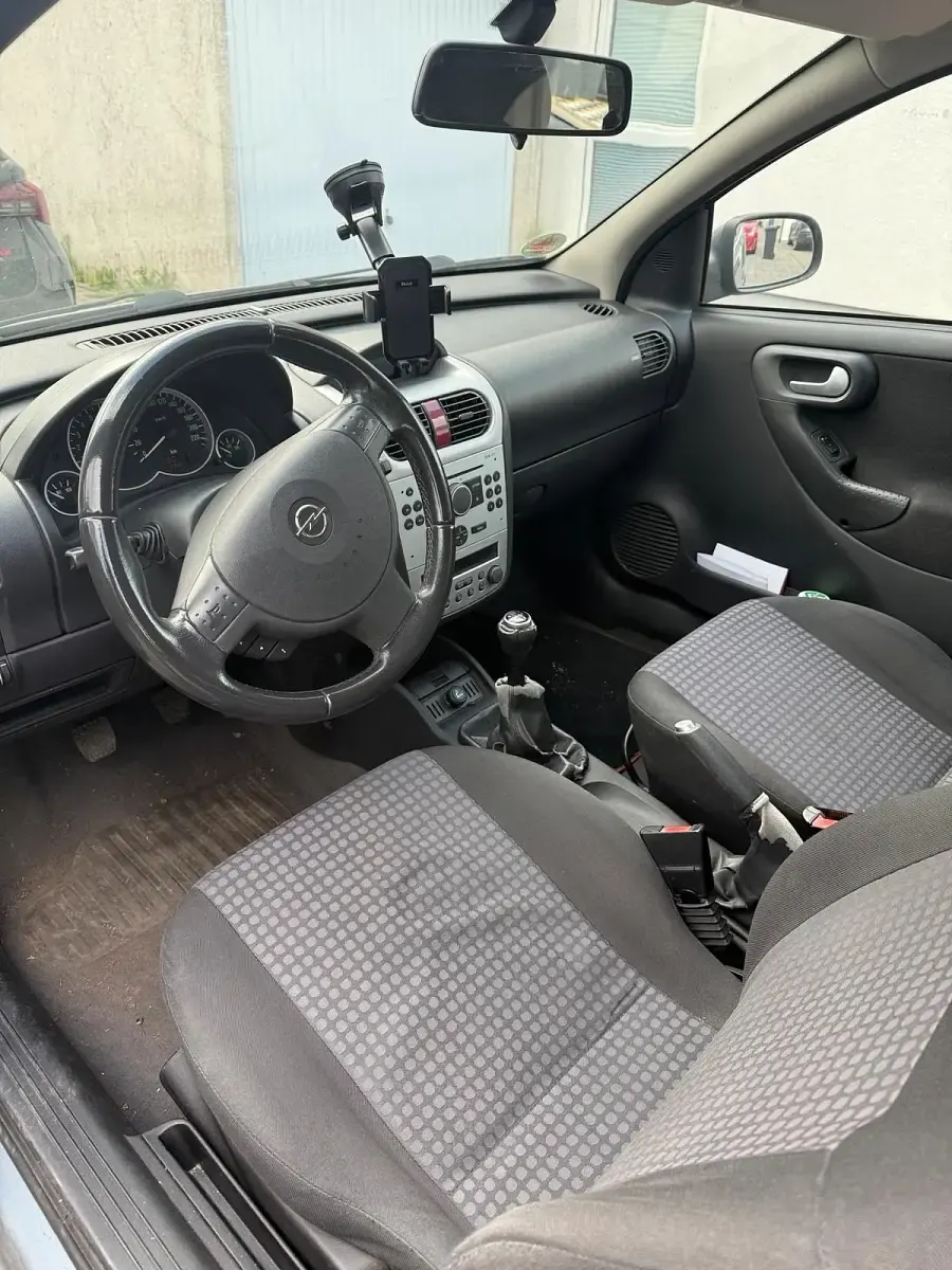 Gebraucht Opel Corsa 80 PS (58 kW) 2005 Grau Kleinwagen