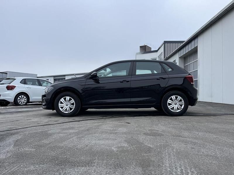Gebraucht VW Polo 80 PS (58 kW) 2021 Deep black Limousine