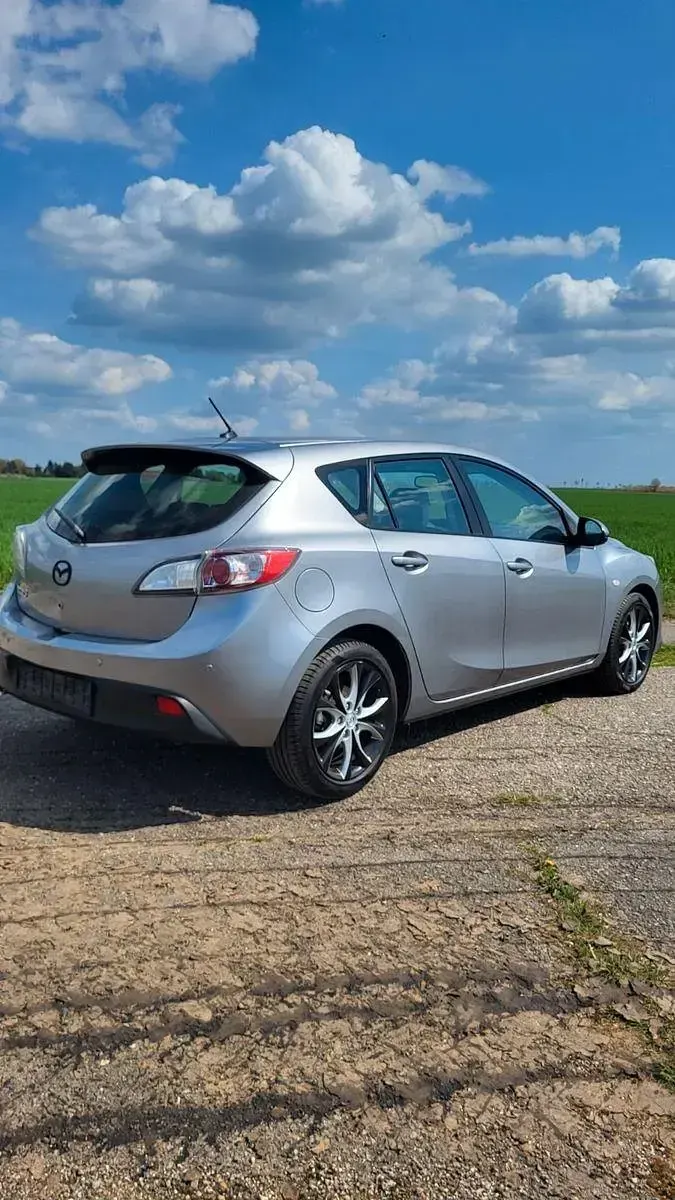 Gebraucht Mazda 3 Active Plus 105 PS (77 kW) 2010 Grau Limousine