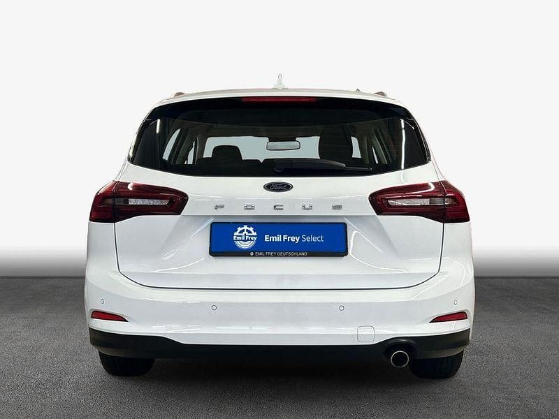 Gebraucht Ford Focus Titanium 116 PS (85 kW) 2023 Weiß Kombi