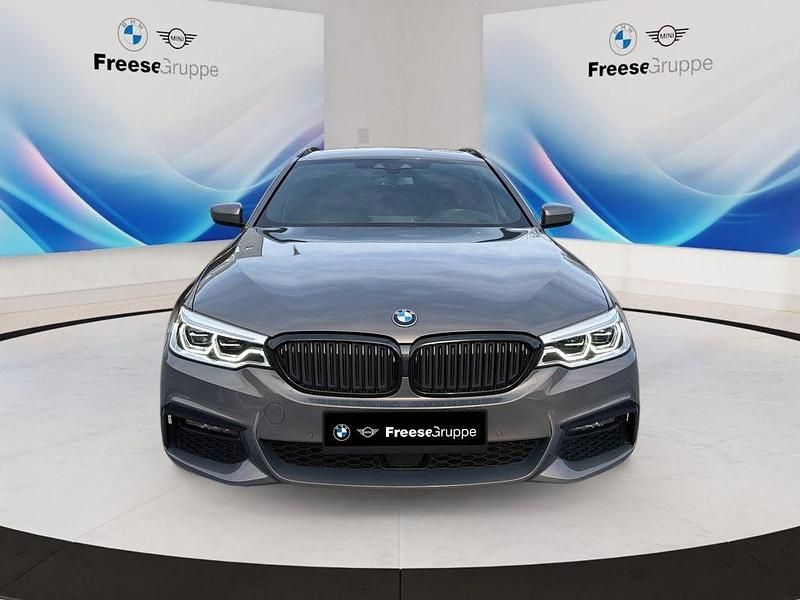 Gebraucht BMW 530 Performance 265 PS (194 kW) 2021 Grau Kombi
