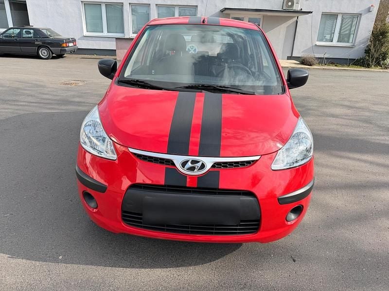 Gebraucht Hyundai i10 77 PS (56 kW) 2008 Rot Kleinwagen