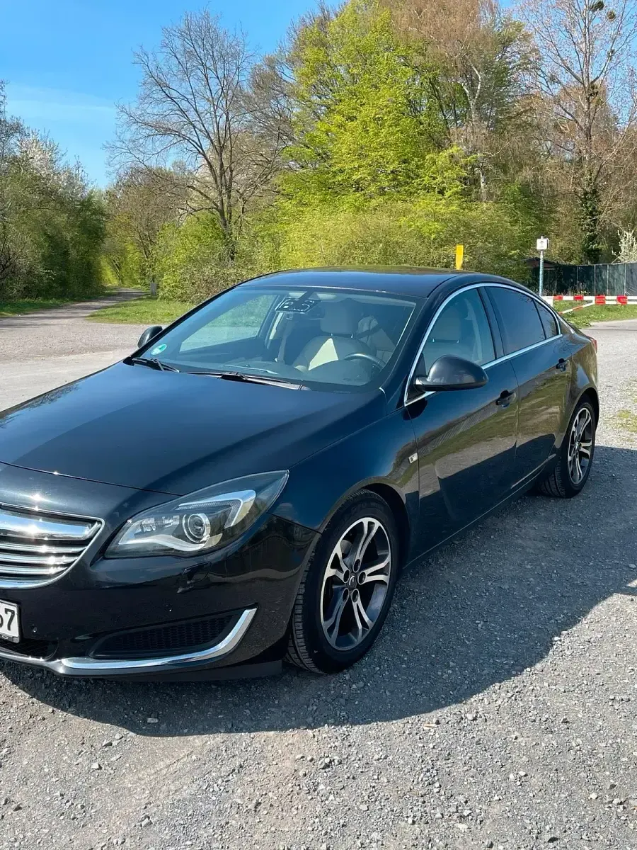 Gebraucht Opel Insignia Eco 140 PS (102 kW) 2014 Schwarz Limousine