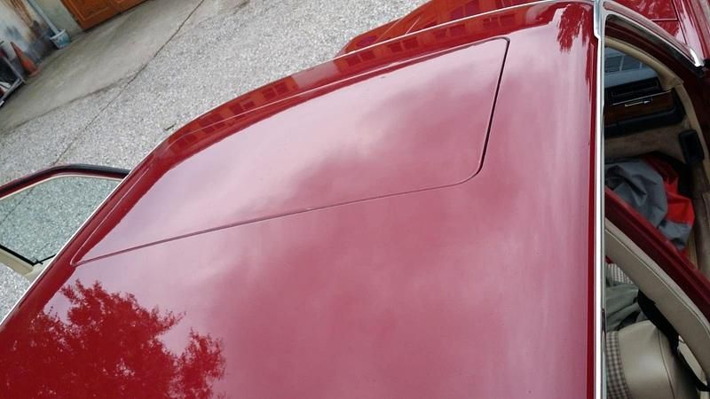 Second-hand Mercedes 280 156 CP (114 kW) 1978 Roșu Berlinǎ