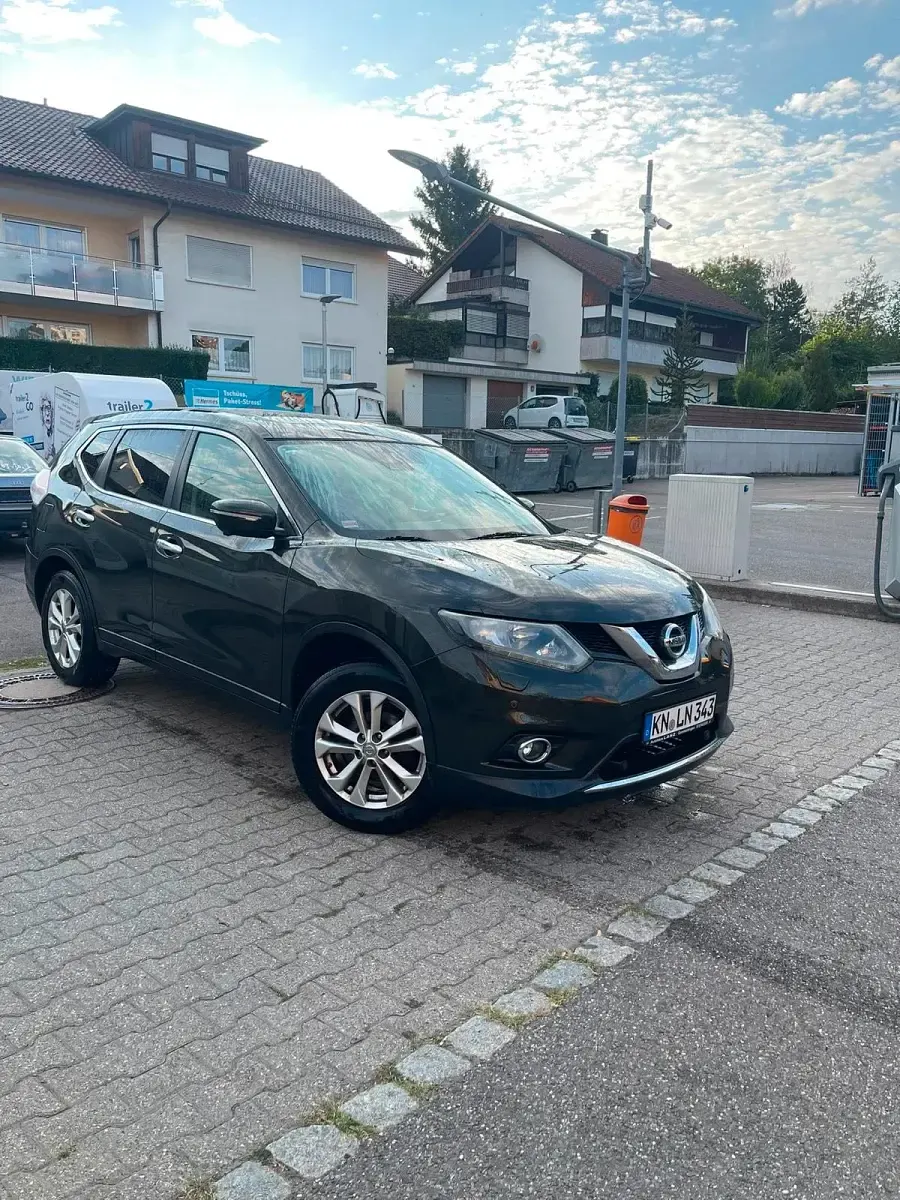 Gebraucht Nissan X-Trail 131 PS (96 kW) 2015 Andere farben SUV