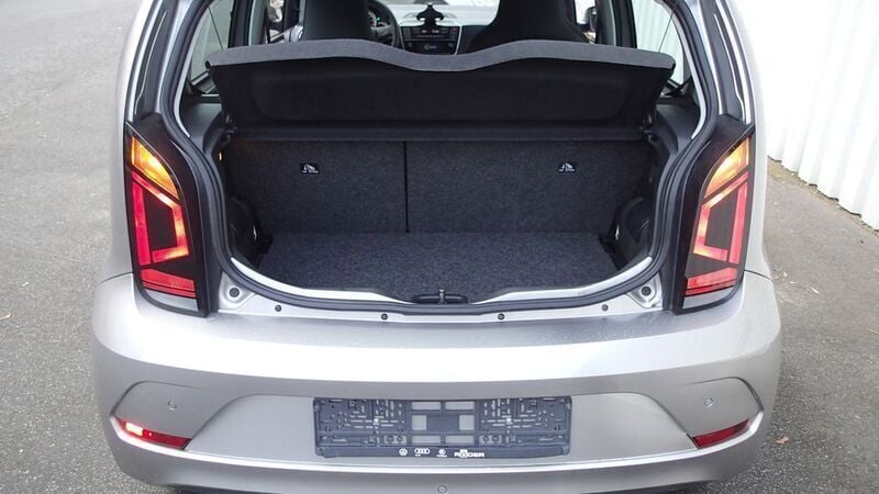 Gebraucht VW e-up! Style 61 kW (83 PS) 2021 Silber Kleinwagen