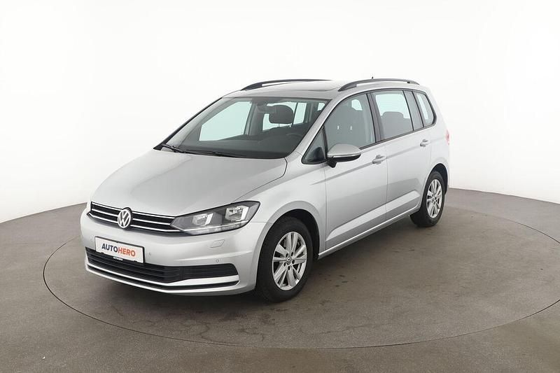 Grau Gebraucht 2019 VW Touran Comfortline Van / Kleinbus | 18.810 € (Guter Preis) - Bild 1/3