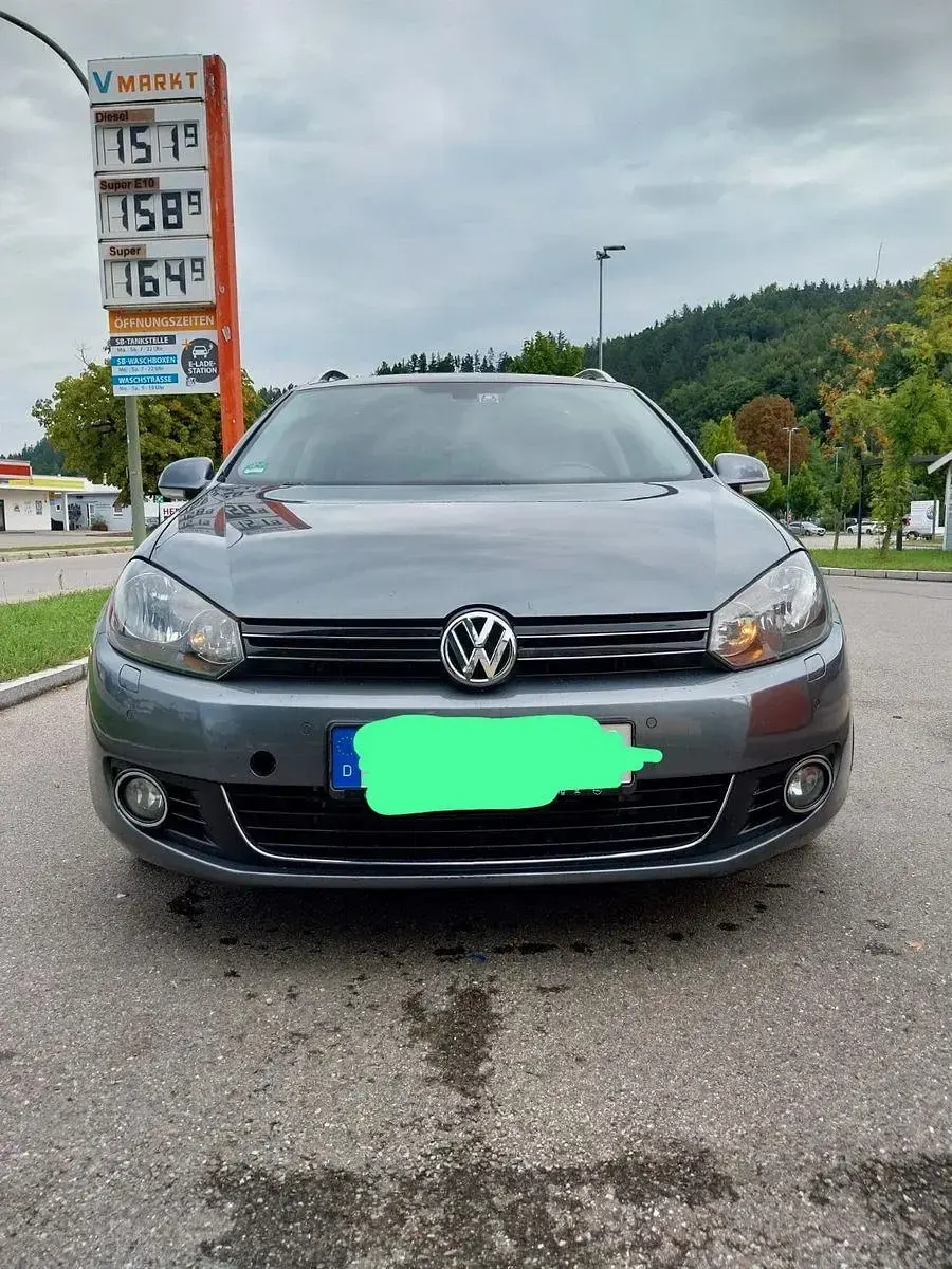 Gebraucht VW Golf VII 140 PS (102 kW) 2012 Grau Limousine