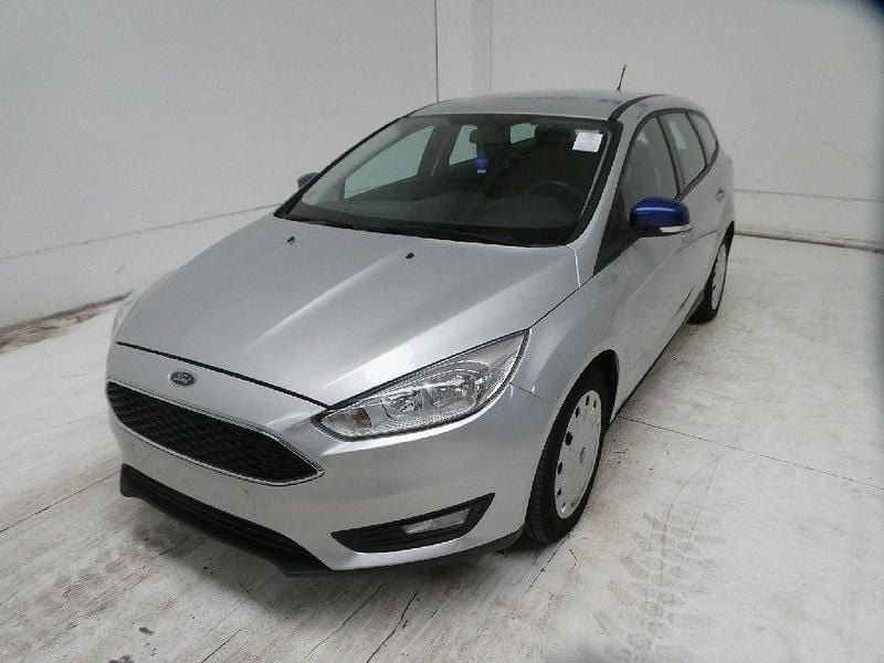 Gebraucht Ford Focus 105 PS (77 kW) 2018 Grau Kombi