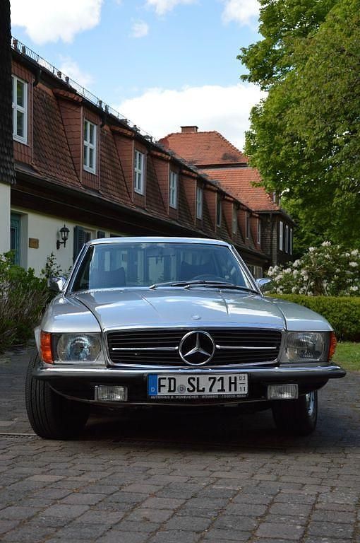 Silber Gebraucht 1974 Mercedes SLC280 Coupé | 11.999 € - Bild 1/4