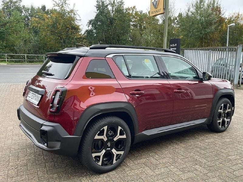 Gebraucht Renault 4 E-Tech Komfort 110 kW (150 PS) 2025 Rot SUV