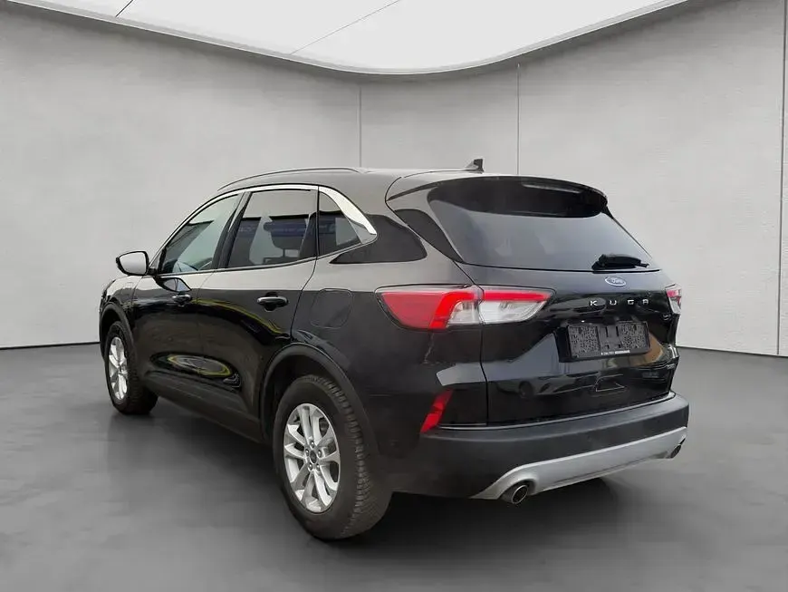 Gebraucht Ford Kuga Titanium 224 PS (164 kW) 2022 Agate black metallic SUV