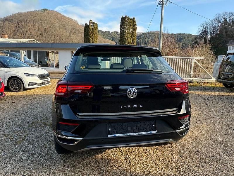 Gebraucht VW T-Roc 116 PS (85 kW) 2018 Schwarz SUV