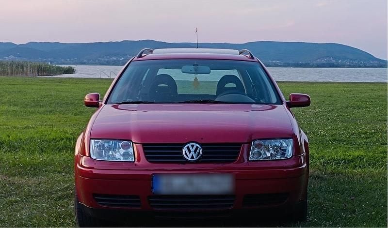 Gebraucht VW Bora 131 PS (96 kW) 2001 Rot Kombi