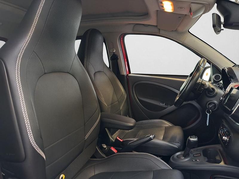 Gebraucht Smart ForFour Brabus 109 PS (80 kW) 2018 Cadmium red (metallic) Kleinwagen