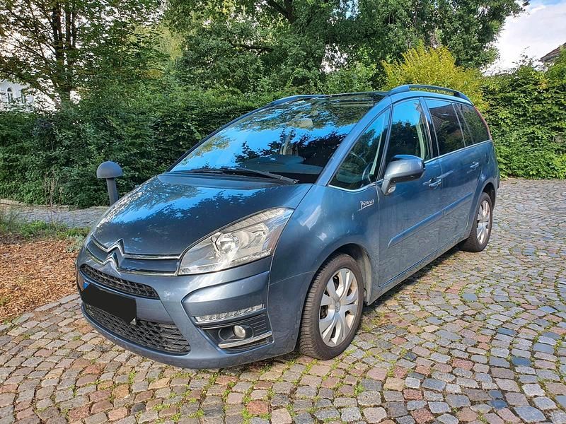 Grau Gebraucht 2011 Citroën Grand C4 Picasso Van / Kleinbus | 2.699 € (Superpreis) - Bild 1/4