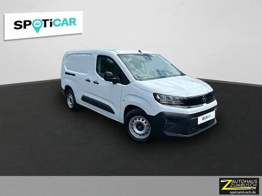Neu Opel Combo 131 PS (96 kW) 2026 Lackierung weiss icy Van / Kleinbus