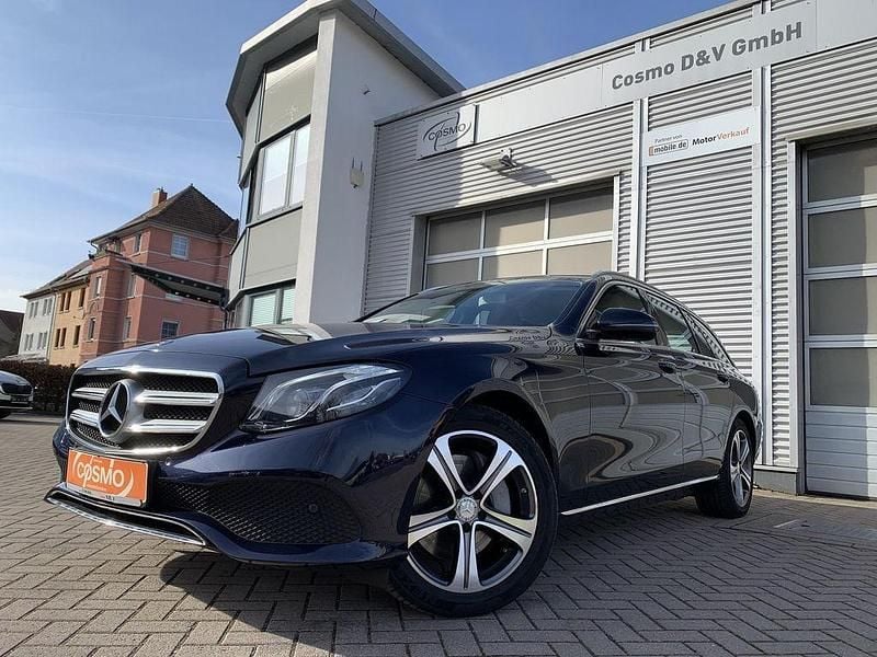Gebraucht Mercedes E350 258 PS (189 kW) 2017 Blau Kombi