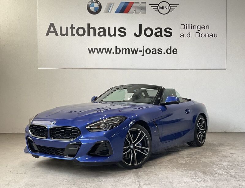 Blau Neu 2025 BMW Z4 Performance Cabrio | 55.800 € (Etwas zu teuer) - Bild 1/4
