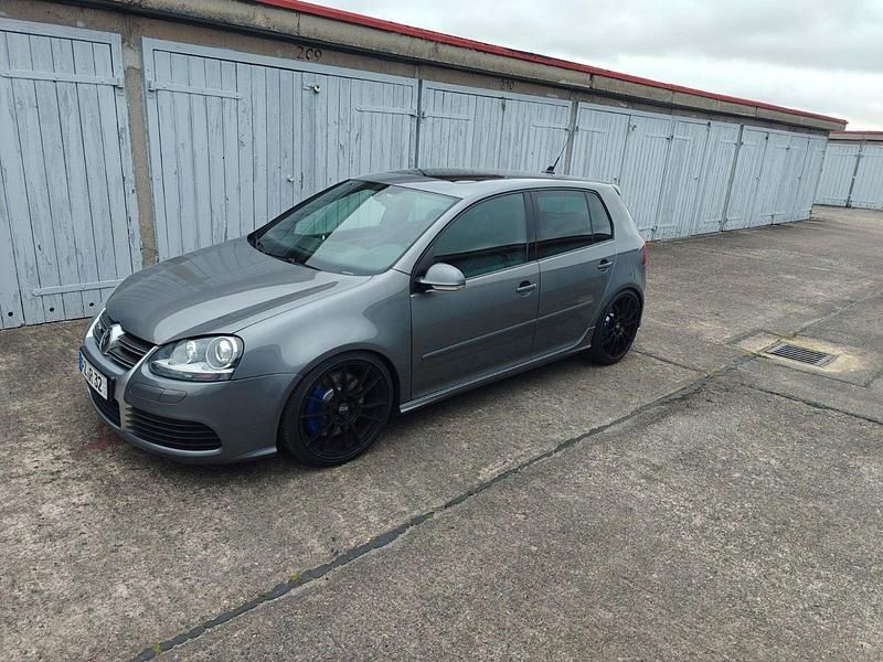 Grau Gebraucht 2007 VW Golf V R Kombi | 28.800 € - Bild 1/4